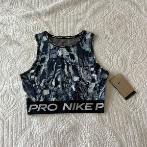 Nike Pro Crop Top NWT
